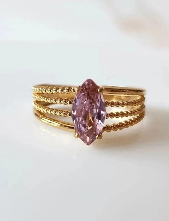 🌺 Bague avec petit diamant de couleur 🌺 - photo numéro 2