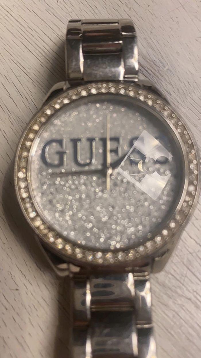 Montre GUESS - photo numéro 3