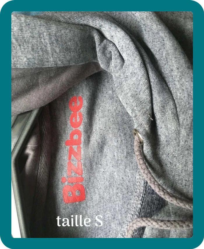 Sweat à capuche gris taille S Bizzbee - photo numéro 3