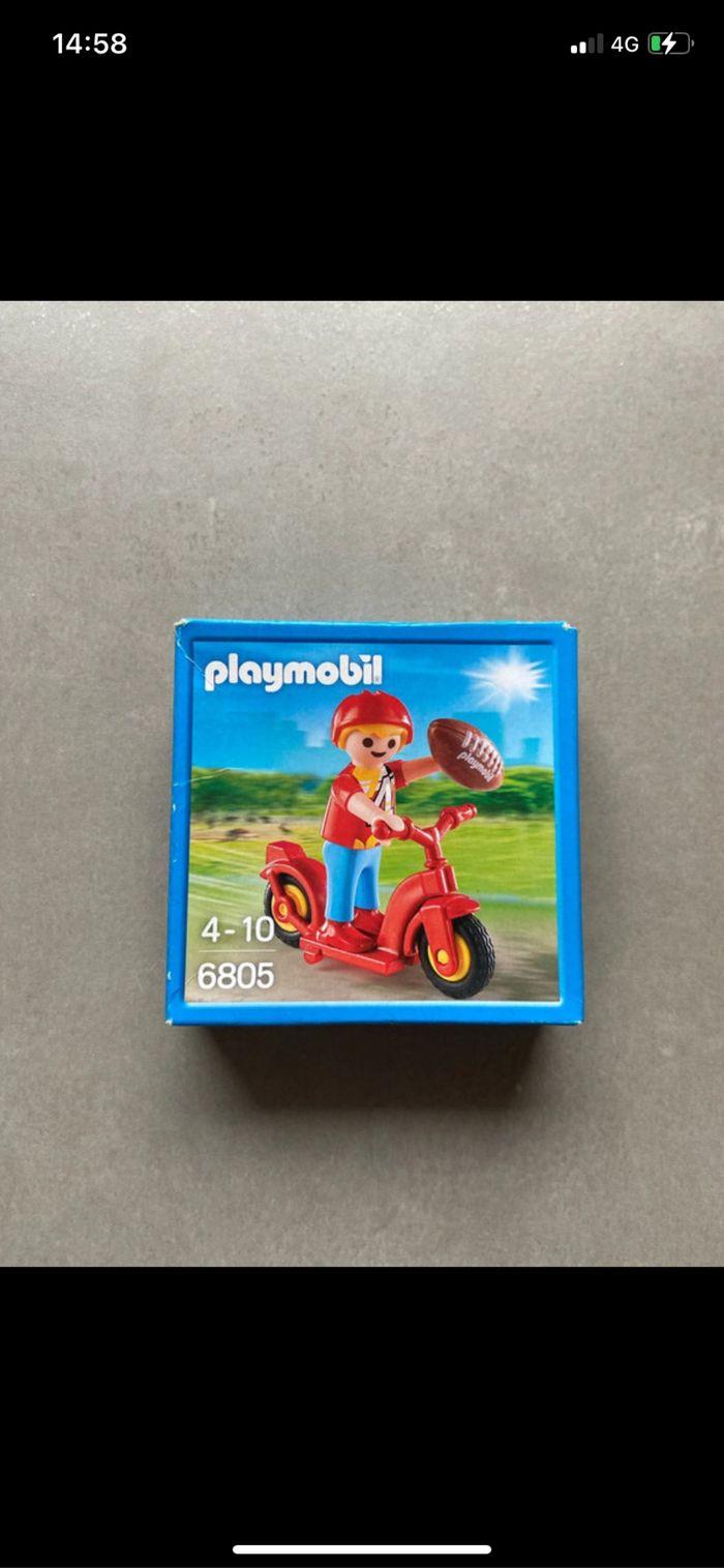 Boîte Playmobil 6805 rugbyman trottinette - photo numéro 1