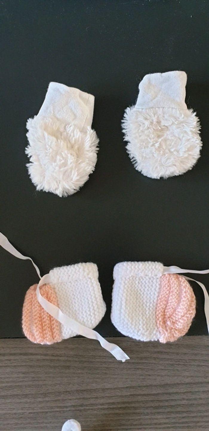 Moufles et chaussons naissance - photo numéro 1