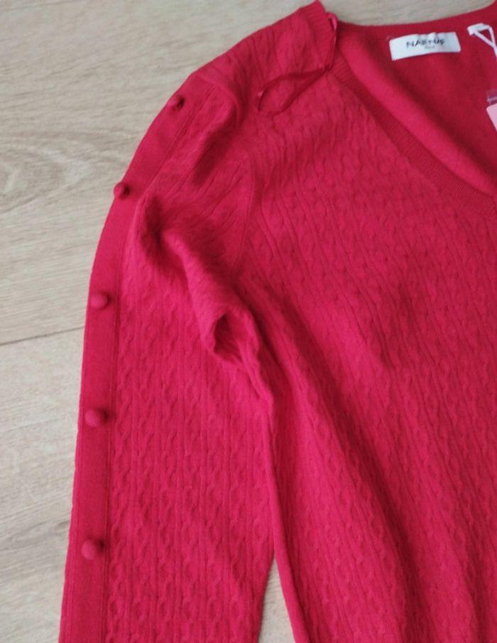 Pull rouge femme boutons sur les manches taille M Naf Naf - photo numéro 2