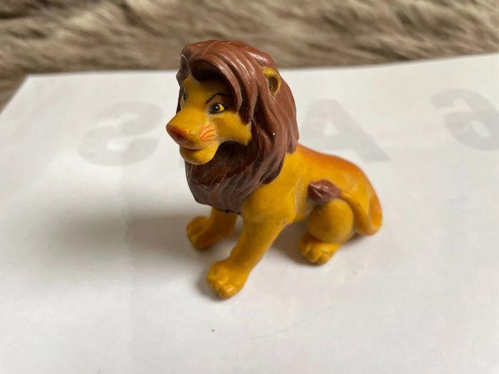 Figurine roi lion - photo numéro 2