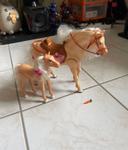 Cheval de Barbie et son poulain