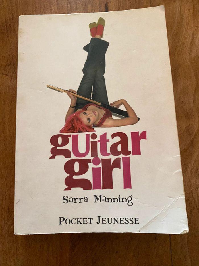 Livre guitar girl - photo numéro 1