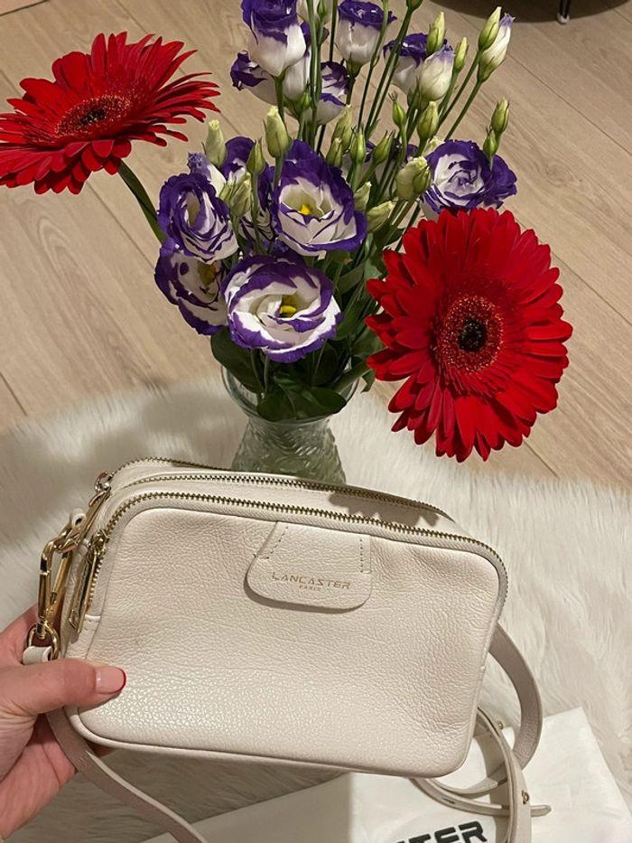 Sac Lancaster trotteur Dune cuir blanc cassé crème bandoulière cross body - photo numéro 1