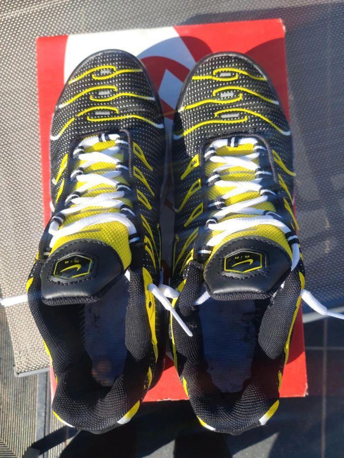 Nike Air Max Plus TN Noir et Jaune Taille 43 - photo numéro 4