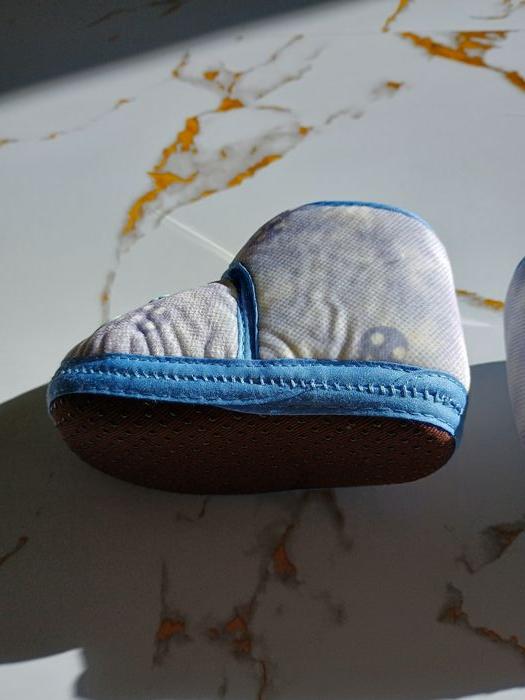 chaussons pour bébé en tissu bleu clair - photo numéro 4