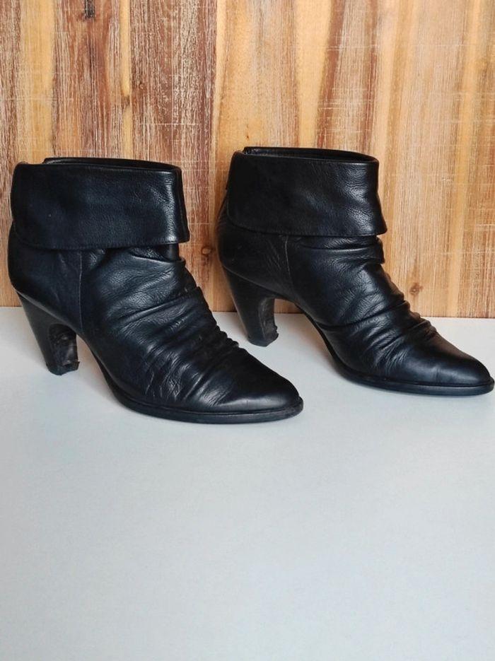 Bottines vintage noir cuir pointus talons / San Marina - 37 - photo numéro 3