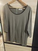 Blouse manches 3/4 kaki et finitions noires taille 42