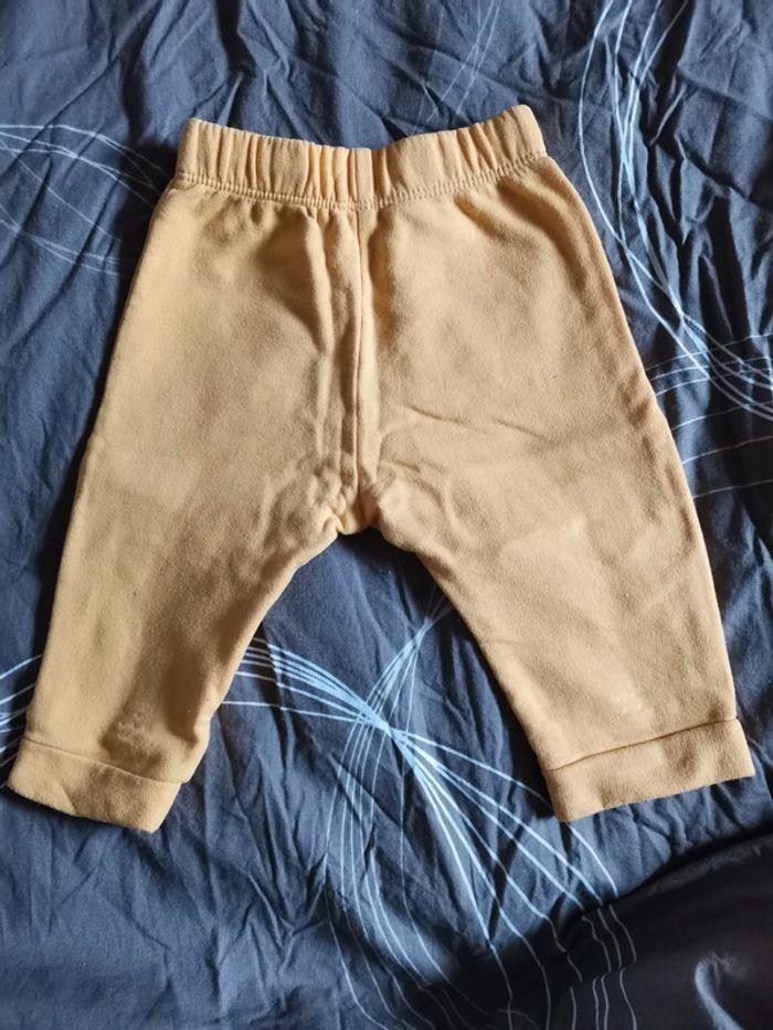 Pantalon jaune bébé 12 mois - photo numéro 2