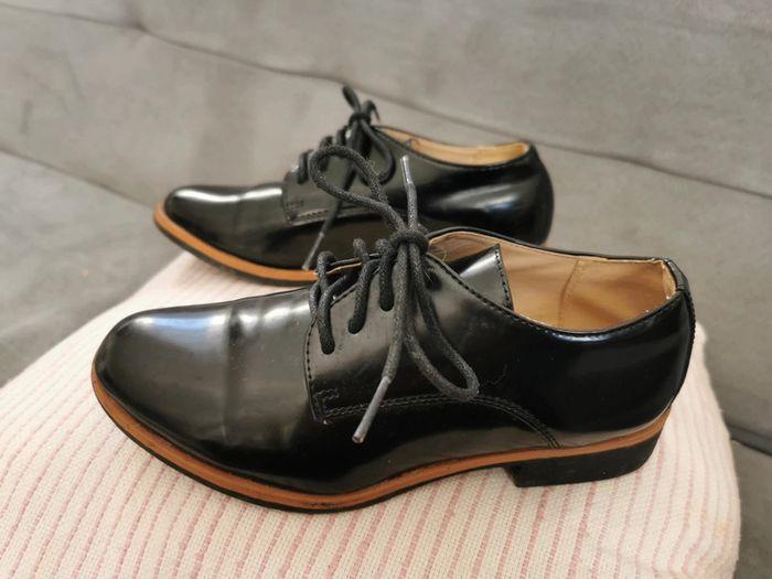 Chaussures mocassin babies vernis noir André taille 33 - photo numéro 3