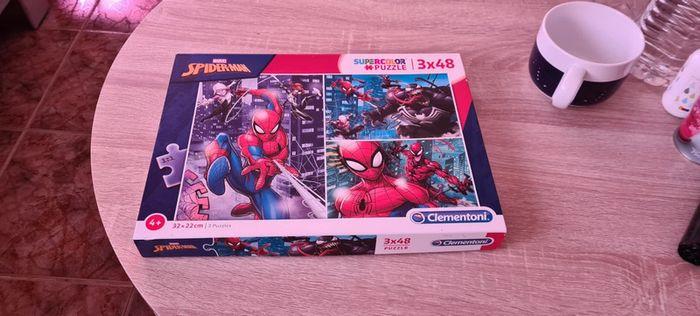 Puzzle spider-man - photo numéro 1