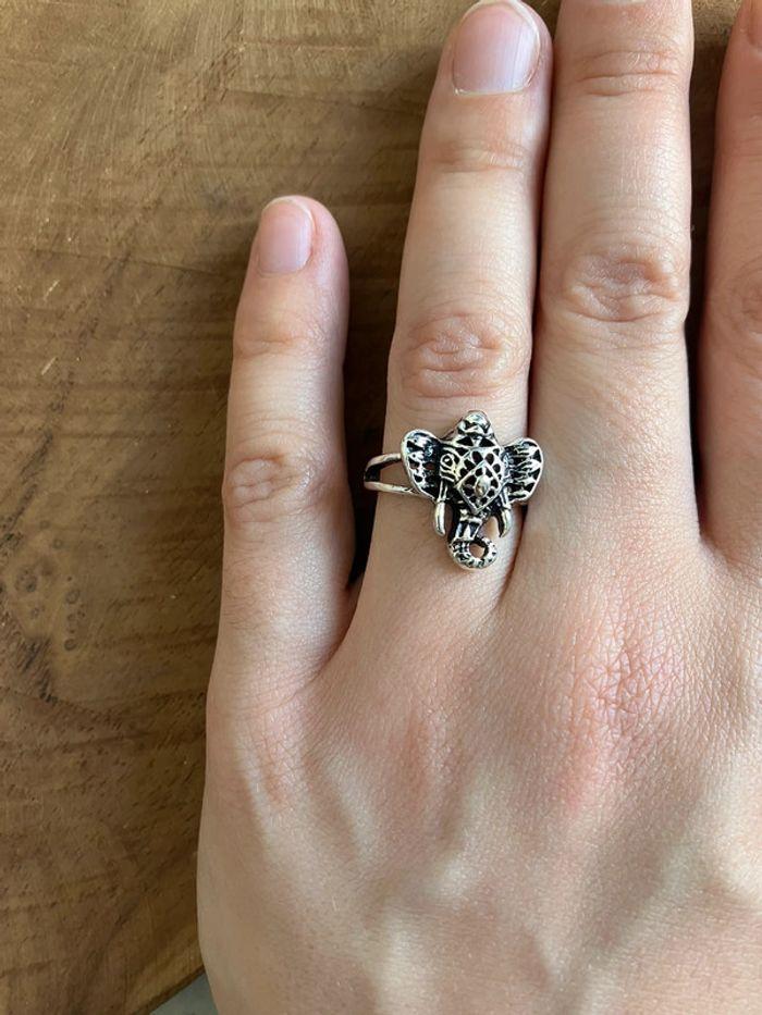 SOLDE -25% Bague en métal argenté éléphant - photo numéro 3