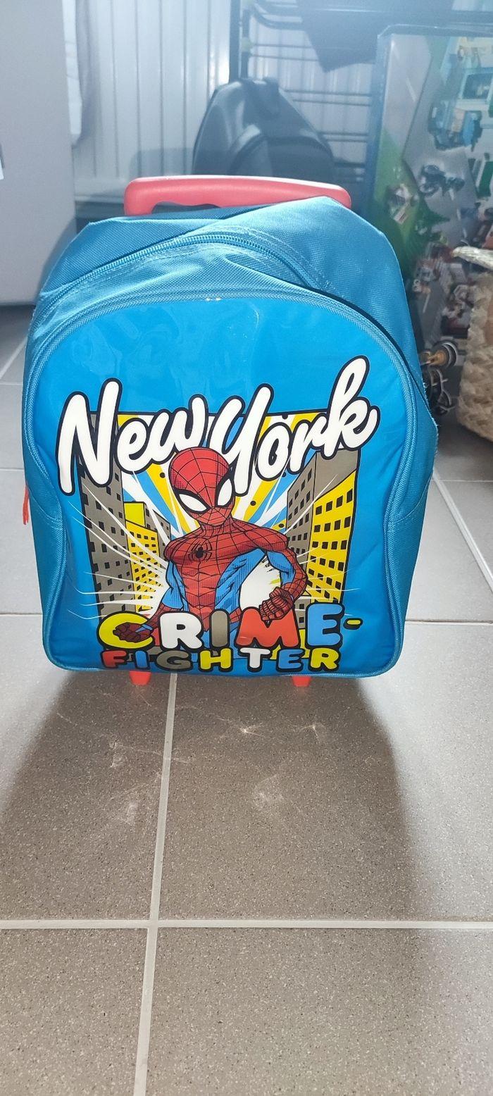 Sac à roulettes Spiderman - photo numéro 1