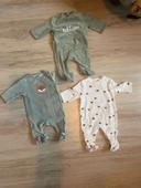 Lot pyjamas bébé