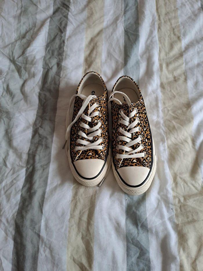 Baskets converse t37 - photo numéro 1