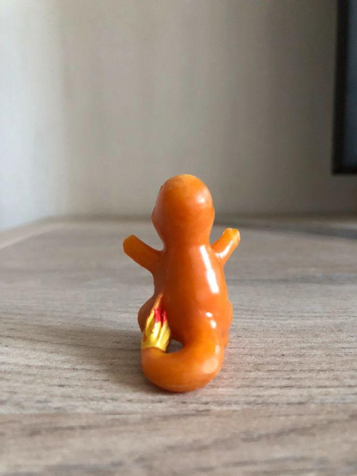 Figurine officielle Nintendo Pokémon salameche 4CM  1995 - photo numéro 3