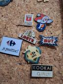 Lot de 7 pins Vintage Magasin.