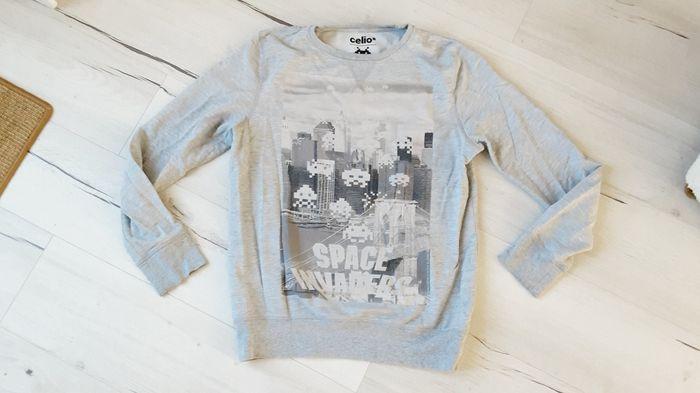 Vêtement homme pull gris Célio Soace invaders taille L - photo numéro 1