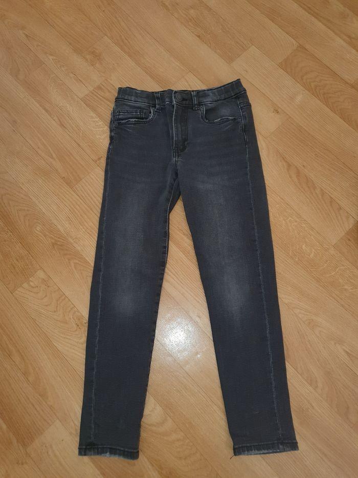 Jeans zara taille 9ans - photo numéro 1