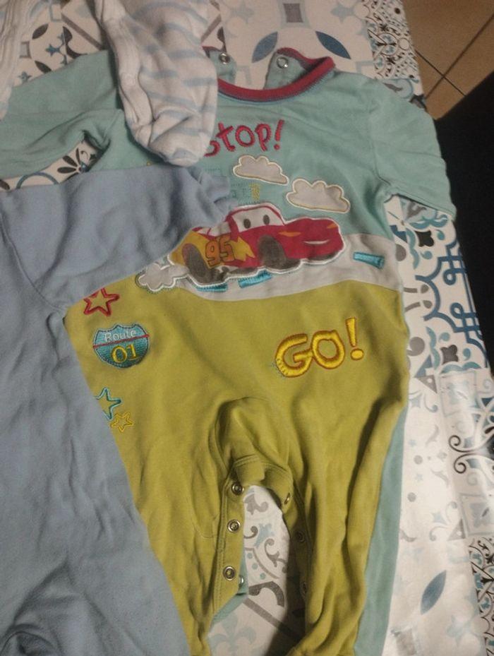 Lot de 5 pyjamas fin 6 mois tbe - photo numéro 4