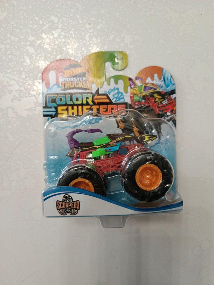 Monster truck hot Wheels Color Shifters "Scorpedo" neuf 1/64 - photo numéro 1