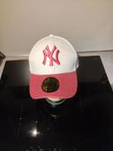 Casquette Yankees paillettes rose neuve