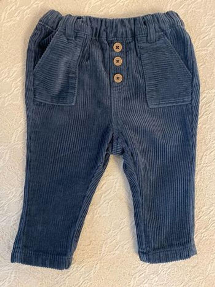 Pantalon bébé en velours côtelé / 67 cm - photo numéro 1