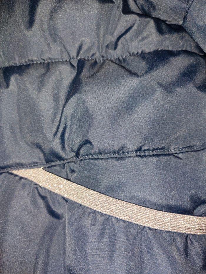 Manteau doudoune bleu marine 4/5 ans - photo numéro 2