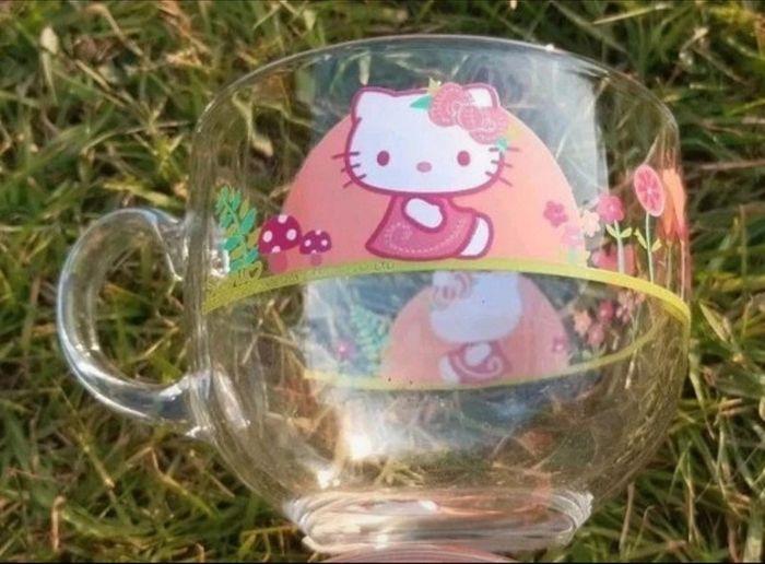 Grosse tasse hello kitty transparent - photo numéro 1