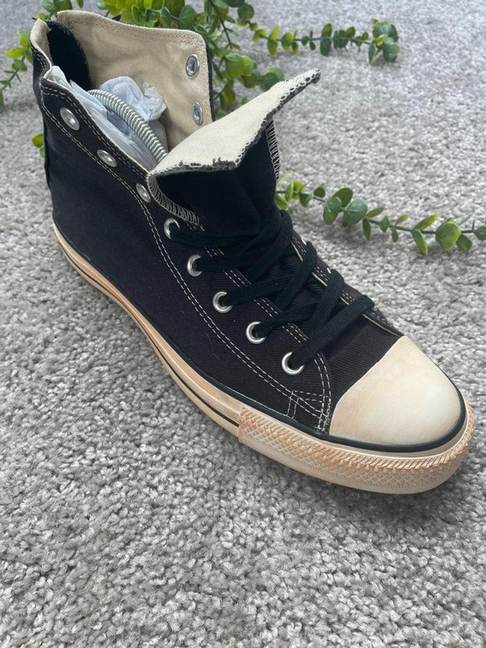 Basket homme Converse taille 45 - photo numéro 1