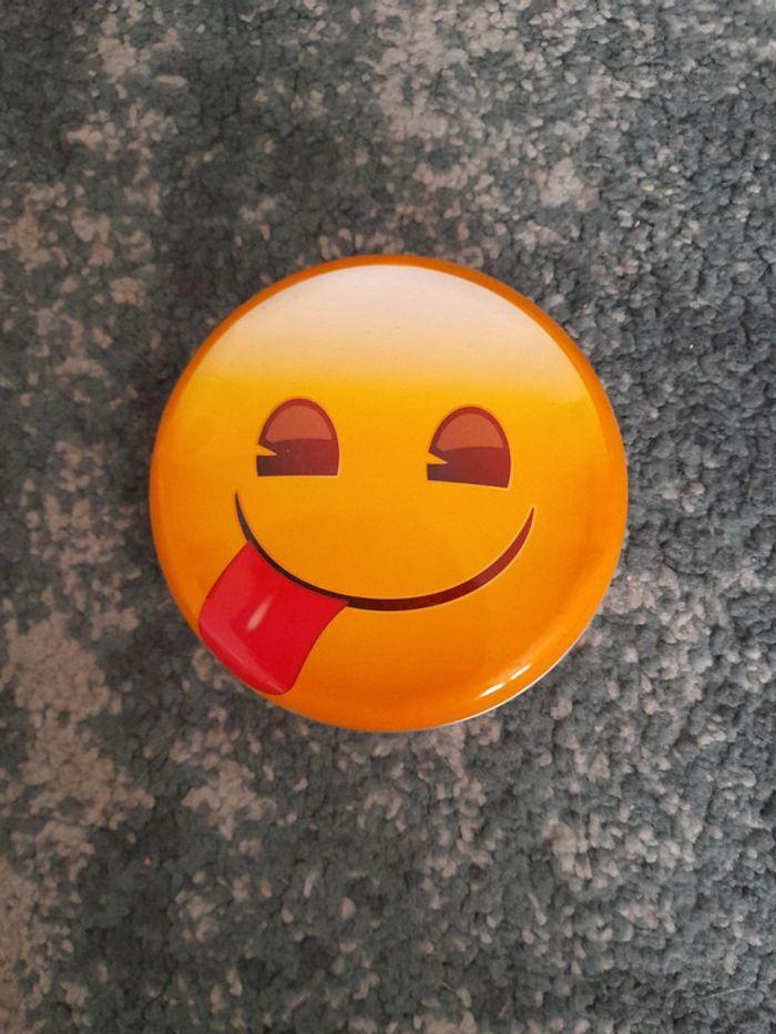 Lot de 4 boîte en métal smiley - photo numéro 4