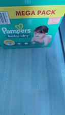 Couches Pampers