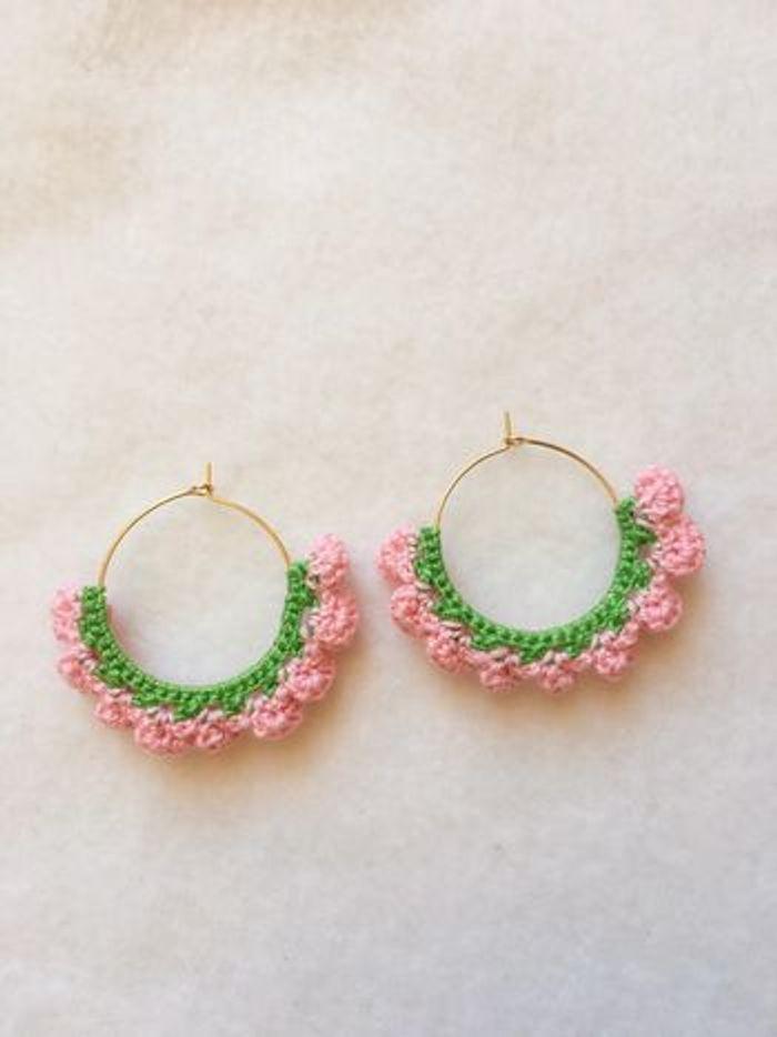 Boucles d’oreilles motif roses - photo numéro 5