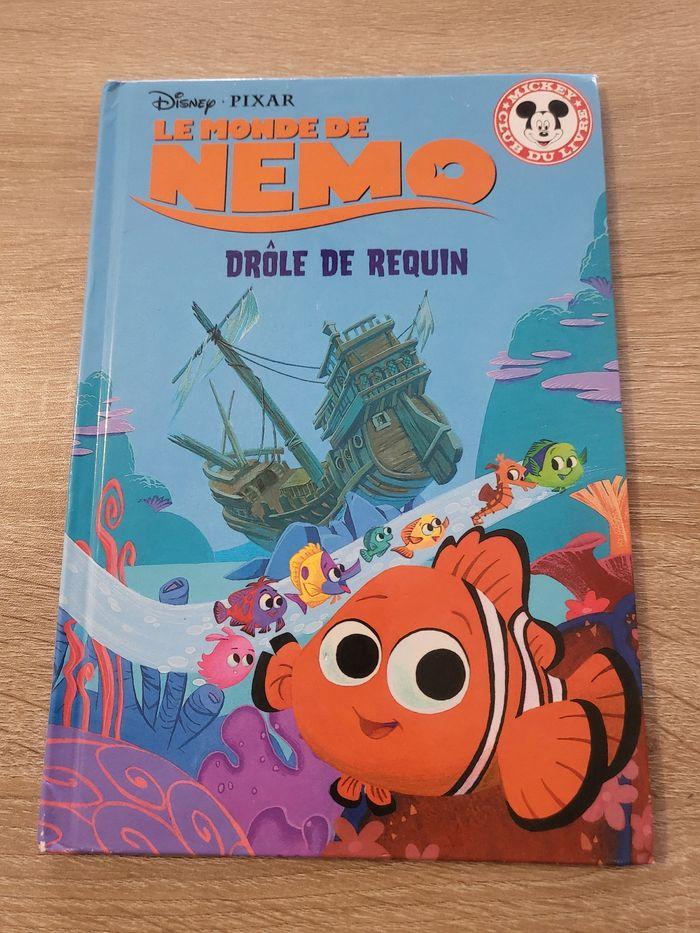 Le monde de Nemo drôle de requin. - photo numéro 1