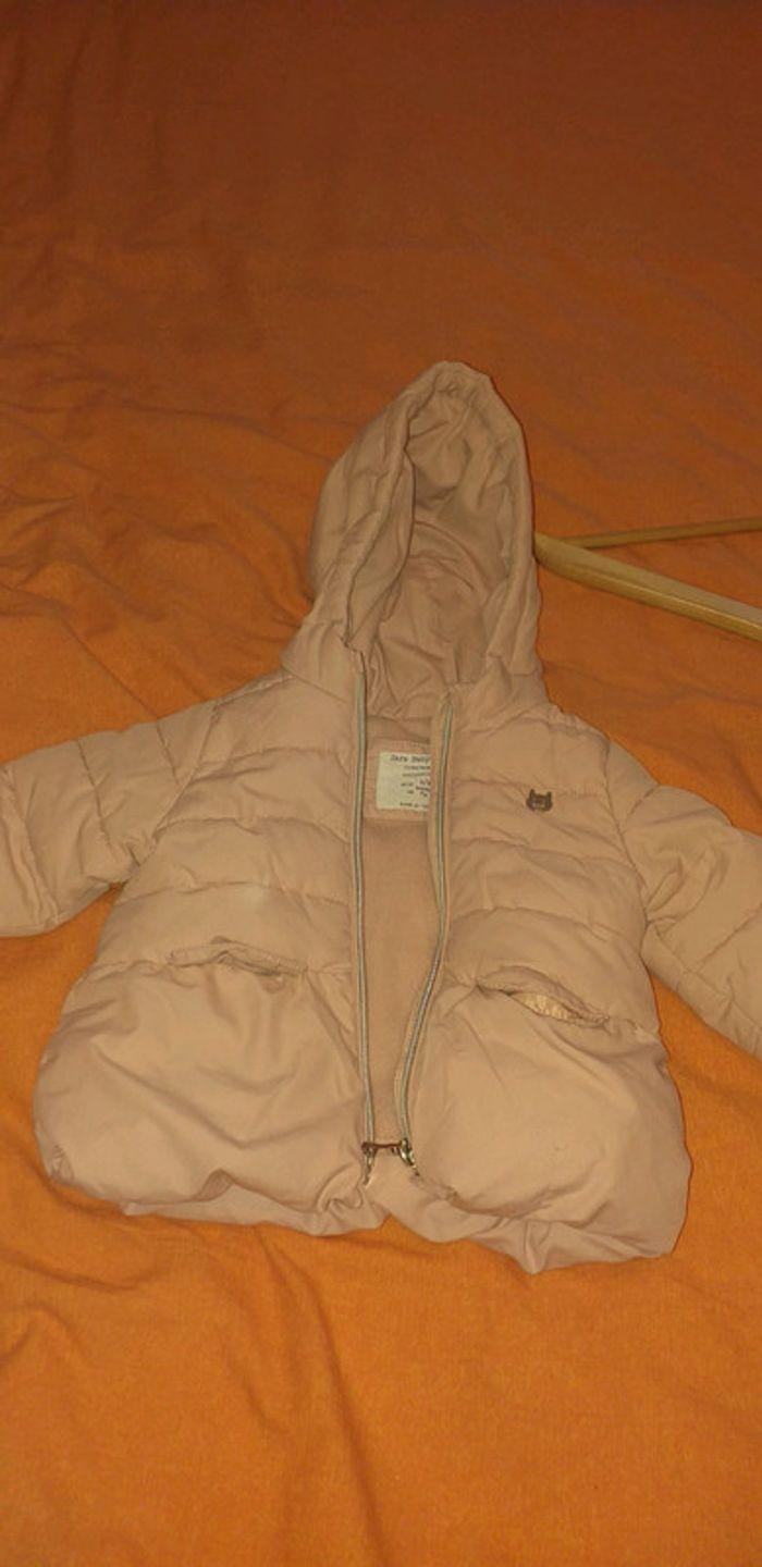 Manteau à capuche  Zara bébé 6-9 mis - photo numéro 1