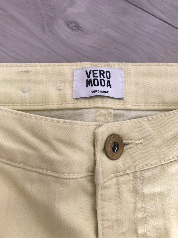 Jeans jaune pastel Vero Moda taille 27 - photo numéro 4