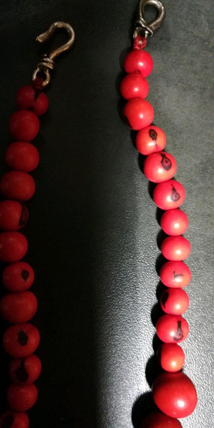 Collier perles bois rouge - photo numéro 5