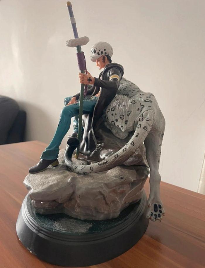 Figurine One Piece Trafalgar D. Water Law - photo numéro 2