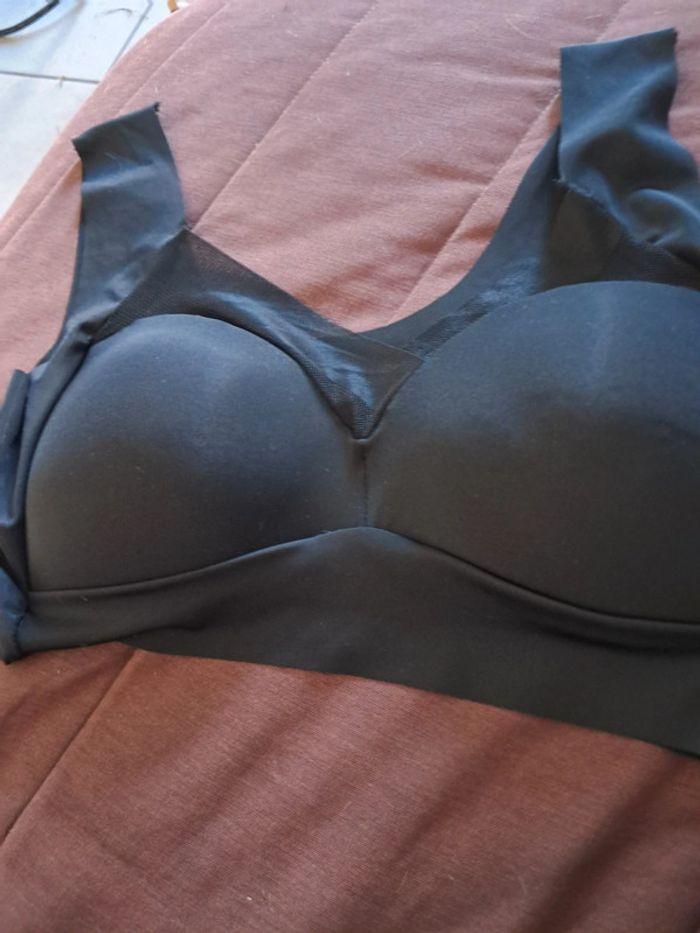 Soutien gorge XL - photo numéro 1