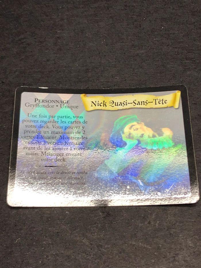 Carte Harry Potter Warner bros wizards tcg Nick quasi sans tète holo foil reverse - photo numéro 1