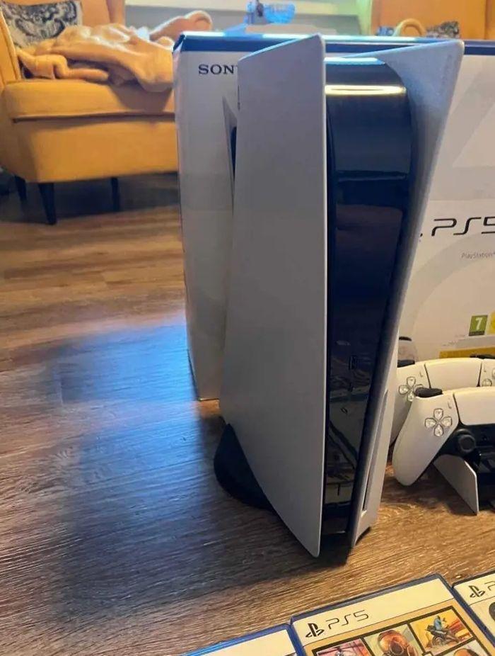 PlayStation 5 - photo numéro 2