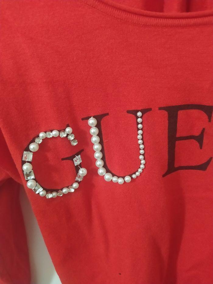 Pull femme Guess rouge avec perles taille 36/38 - photo numéro 2