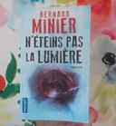 N'ETEINS PAS LA LUMIERE de Bernard MINIER Ed. Pocket