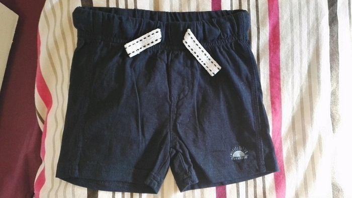 Lot de 2 shorts 12mois - photo numéro 2