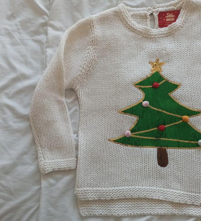 Pull de Noël taille 7/8 ans - photo numéro 3