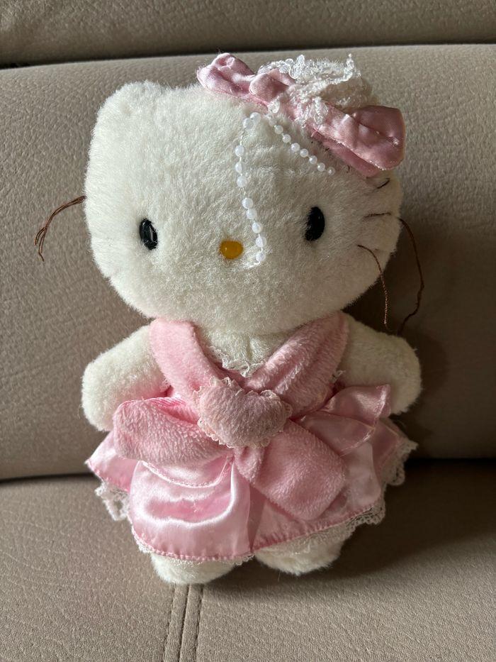 Peluche hello kitty - photo numéro 4