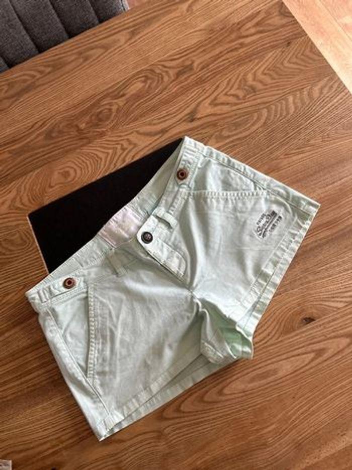 Superdry petit short taille 36 - photo numéro 1