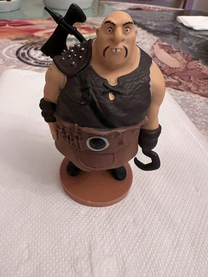 Disney - Figurine Raiponce, Hook Hand Thug, un brigand - photo numéro 1